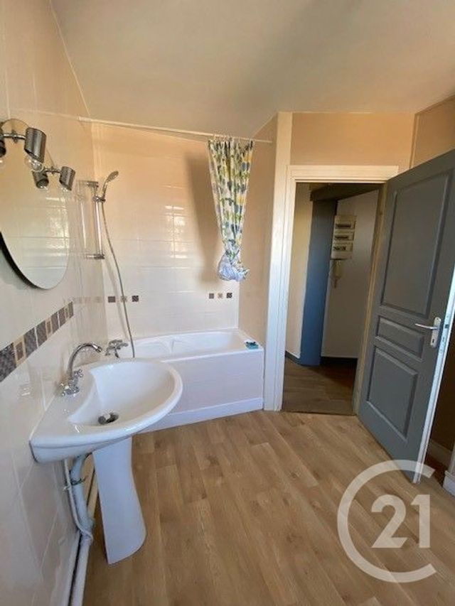 Appartement F2 &agrave; louer - 2 pi&egrave;ces - 62,43 m2 - Lille - 59 - NORD-PAS-DE-CALAIS