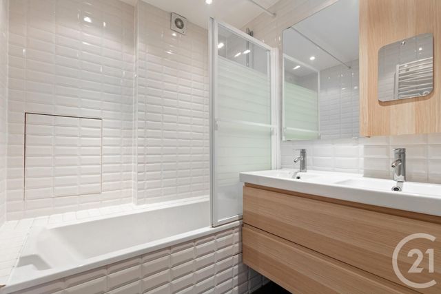 Appartement T3 &agrave; louer - 3 pi&egrave;ces - 68,79 m2 - Boulogne Billancourt - 92 - ILE-DE-FRANCE