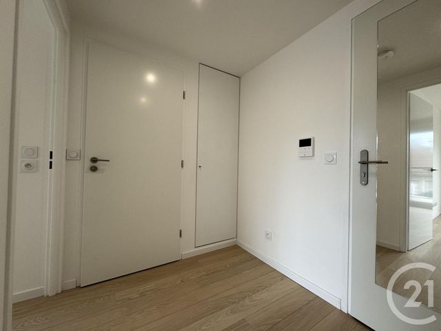 Appartement T2 &agrave; louer - 2 pi&egrave;ces - 41,69 m2 - Clamart - 92 - ILE-DE-FRANCE