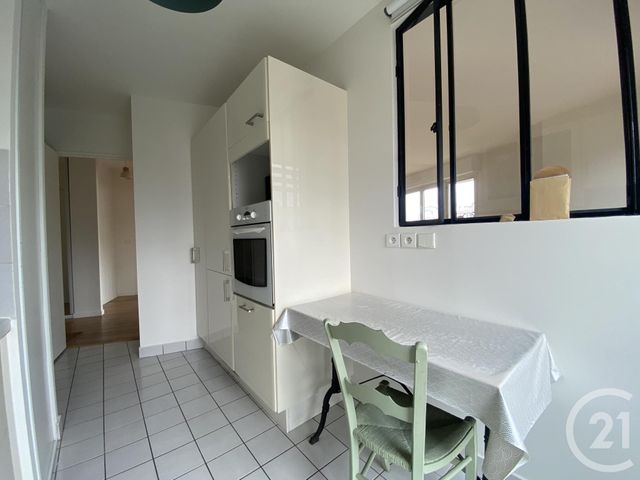 Appartement T3 &agrave; louer - 3 pi&egrave;ces - 76,42 m2 - Issy Les Moulineaux - 92 - ILE-DE-FRANCE