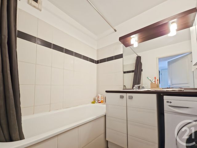 Appartement F3 &agrave; louer - 3 pi&egrave;ces - 64,49 m2 - Montpellier - 34 - LANGUEDOC-ROUSSILLON