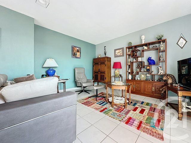 Appartement F4 à vendre - 4 pièces - 82,63 m2 - Uchaud - 30 - LANGUEDOC-ROUSSILLON