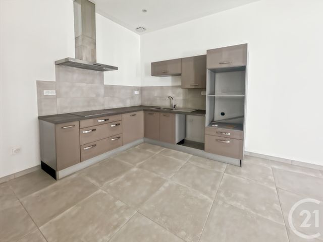 Appartement Duplex &agrave; louer - 3 pi&egrave;ces - 69,04 m2 - Pezenas - 34 - LANGUEDOC-ROUSSILLON