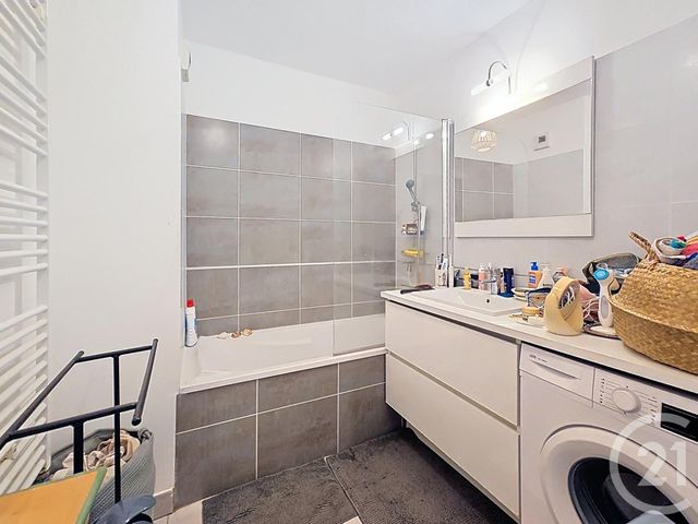 Appartement F2 &agrave; louer - 2 pi&egrave;ces - 41,75 m2 - Montferrier Sur Lez - 34 - LANGUEDOC-ROUSSILLON