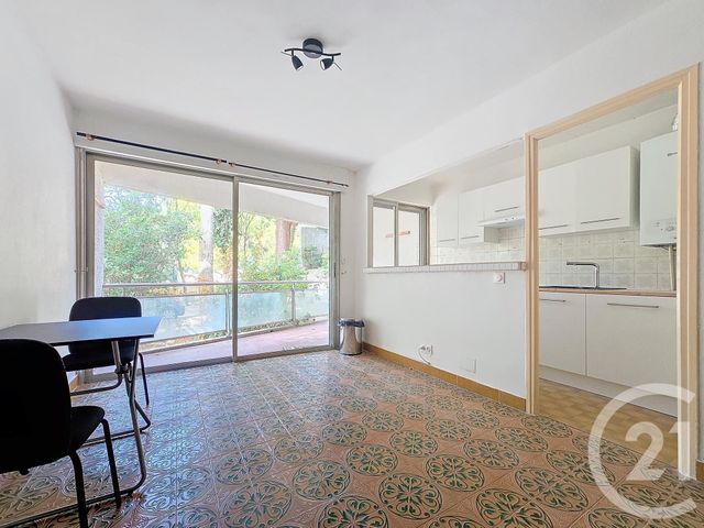 Appartement F1 &agrave; louer - 1 pi&egrave;ce - 39,98 m2 - Montpellier - 34 - LANGUEDOC-ROUSSILLON