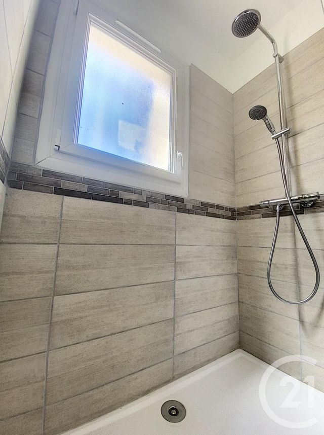 Appartement F4 &agrave; louer - 4 pi&egrave;ces - 70,05 m2 - Montpellier - 34 - LANGUEDOC-ROUSSILLON