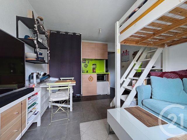 Appartement F1 &agrave; louer - 1 pi&egrave;ce - 22,46 m2 - Castelnau Le Lez - 34 - LANGUEDOC-ROUSSILLON