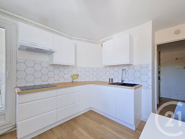 Appartement F3 &agrave; louer - 3 pi&egrave;ces - 67,22 m2 - Montpellier - 34 - LANGUEDOC-ROUSSILLON