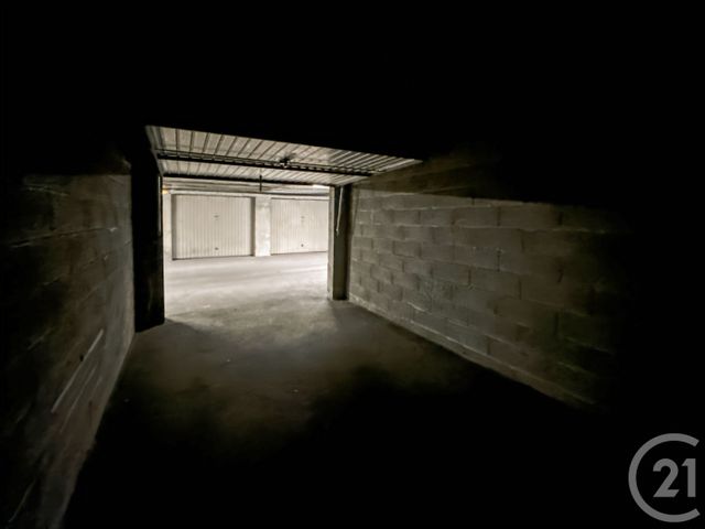 Parking &agrave; vendre - 13 m2 - Montpellier - 34 - LANGUEDOC-ROUSSILLON