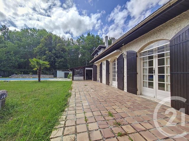 Maison à vendre - 5 pièces - 145 m2 - St Andre De Cubzac - 33 - AQUITAINE