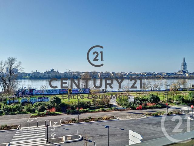 Appartement F3 à louer - 3 pièces - 90 m2 - Bordeaux - 33 - AQUITAINE