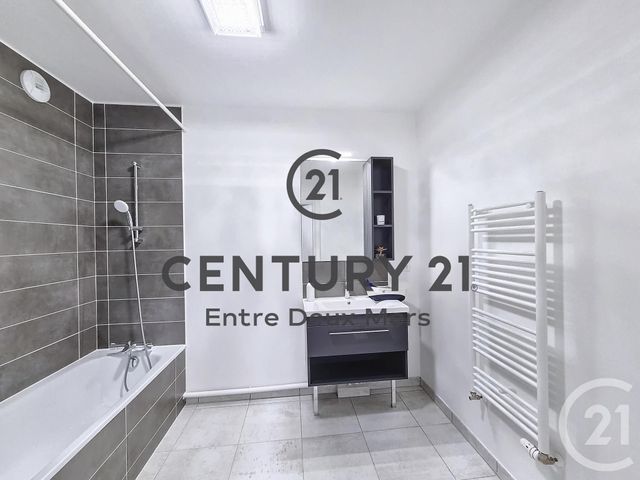 Appartement F3 à louer - 3 pièces - 90 m2 - Bordeaux - 33 - AQUITAINE