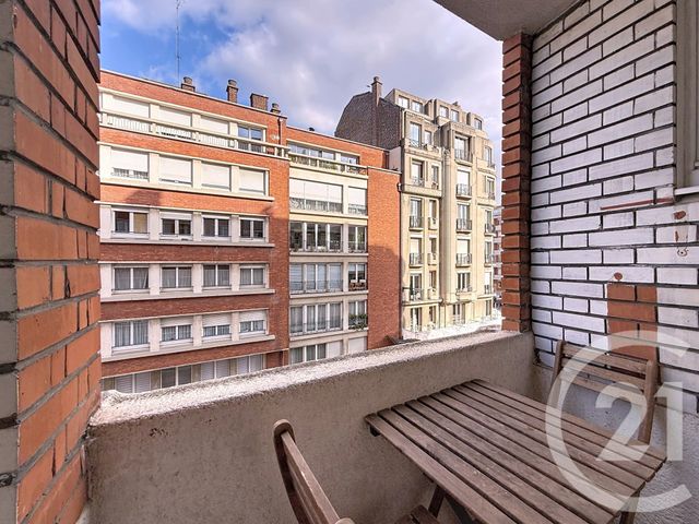 Appartement T2 à louer - 2 pièces - 50,60 m2 - Lille - 59 - NORD-PAS-DE-CALAIS
