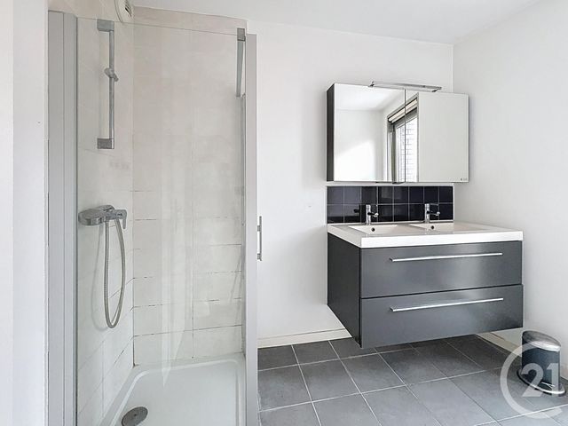 Appartement T2 à vendre - 2 pièces - 61,78 m2 - Lille - 59 - NORD-PAS-DE-CALAIS