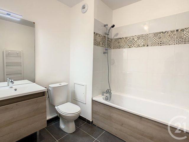 Appartement F4 à louer - 4 pièces - 76,40 m2 - Lille - 59 - NORD-PAS-DE-CALAIS