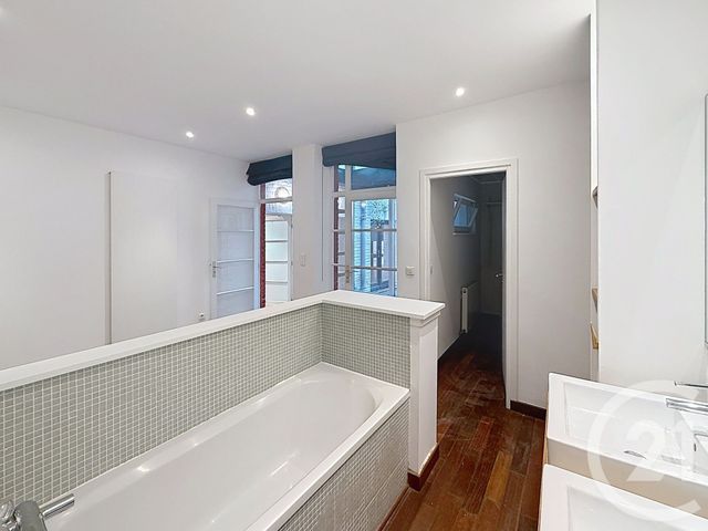 Appartement T3 &agrave; louer - 3 pi&egrave;ces - 96,54 m2 - Lille - 59 - NORD-PAS-DE-CALAIS