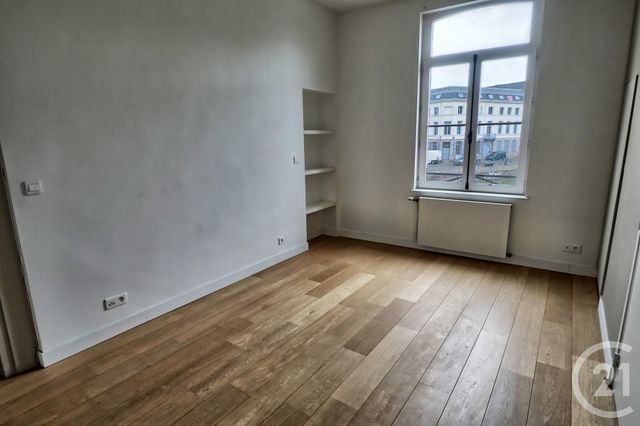 Appartement T4 &agrave; louer - 4 pi&egrave;ces - 118,88 m2 - Lille - 59 - NORD-PAS-DE-CALAIS