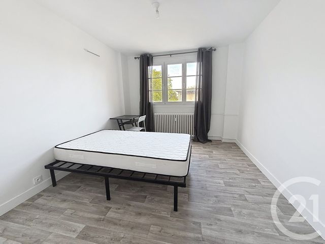 Appartement T3 &agrave; louer - 3 pi&egrave;ces - 77,02 m2 - Lille - 59 - NORD-PAS-DE-CALAIS