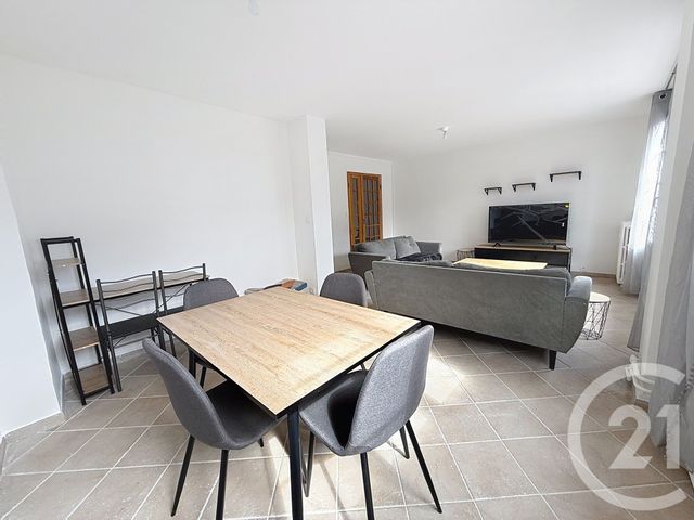 Appartement T3 &agrave; louer - 3 pi&egrave;ces - 77,02 m2 - Lille - 59 - NORD-PAS-DE-CALAIS