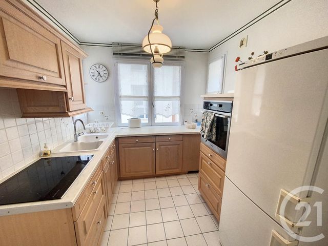 Appartement T3 &agrave; louer - 3 pi&egrave;ces - 76,54 m2 - Lille - 59 - NORD-PAS-DE-CALAIS