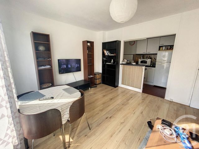 Appartement T2 &agrave; louer - 2 pi&egrave;ces - 40,24 m2 - Lille - 59 - NORD-PAS-DE-CALAIS