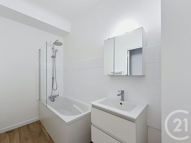 Appartement T3 &agrave; louer - 3 pi&egrave;ces - 60,67 m2 - Lille - 59 - NORD-PAS-DE-CALAIS