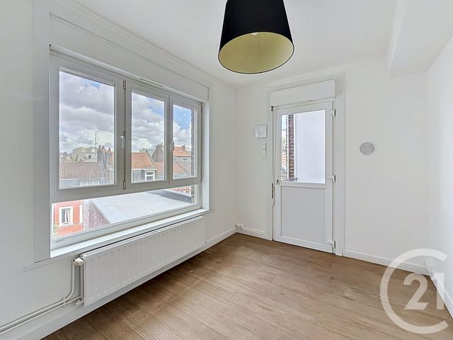 Appartement T2 &agrave; louer - 2 pi&egrave;ces - 66 m2 - La Madeleine - 59 - NORD-PAS-DE-CALAIS