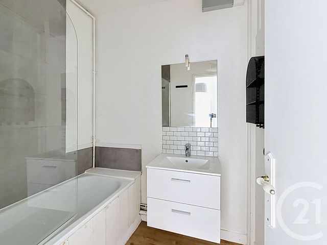 Appartement T2 &agrave; louer - 2 pi&egrave;ces - 66 m2 - La Madeleine - 59 - NORD-PAS-DE-CALAIS