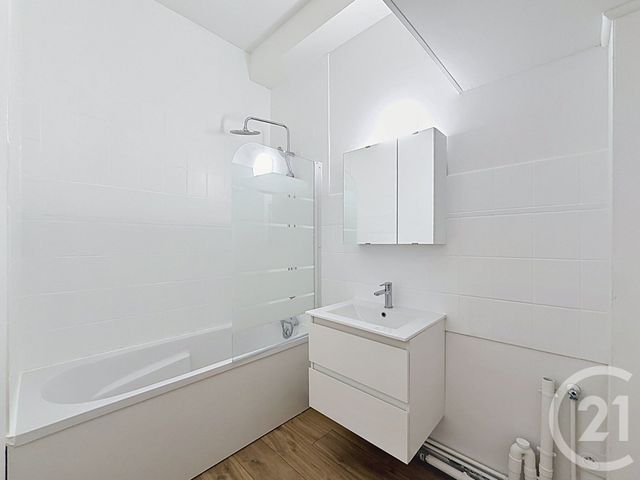 Appartement T3 &agrave; louer - 2 pi&egrave;ces - 44,68 m2 - Lille - 59 - NORD-PAS-DE-CALAIS