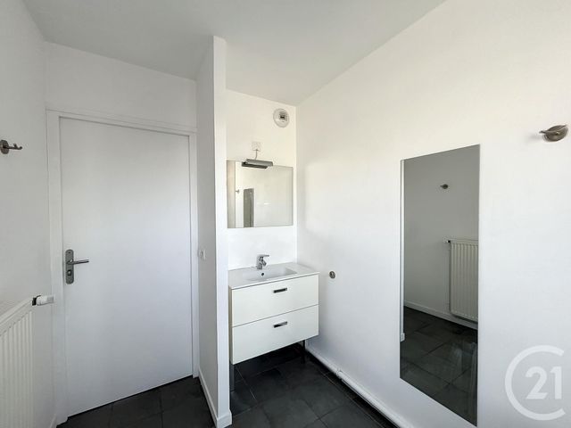 Appartement T3 &agrave; louer - 3 pi&egrave;ces - 56,80 m2 - Lille - 59 - NORD-PAS-DE-CALAIS
