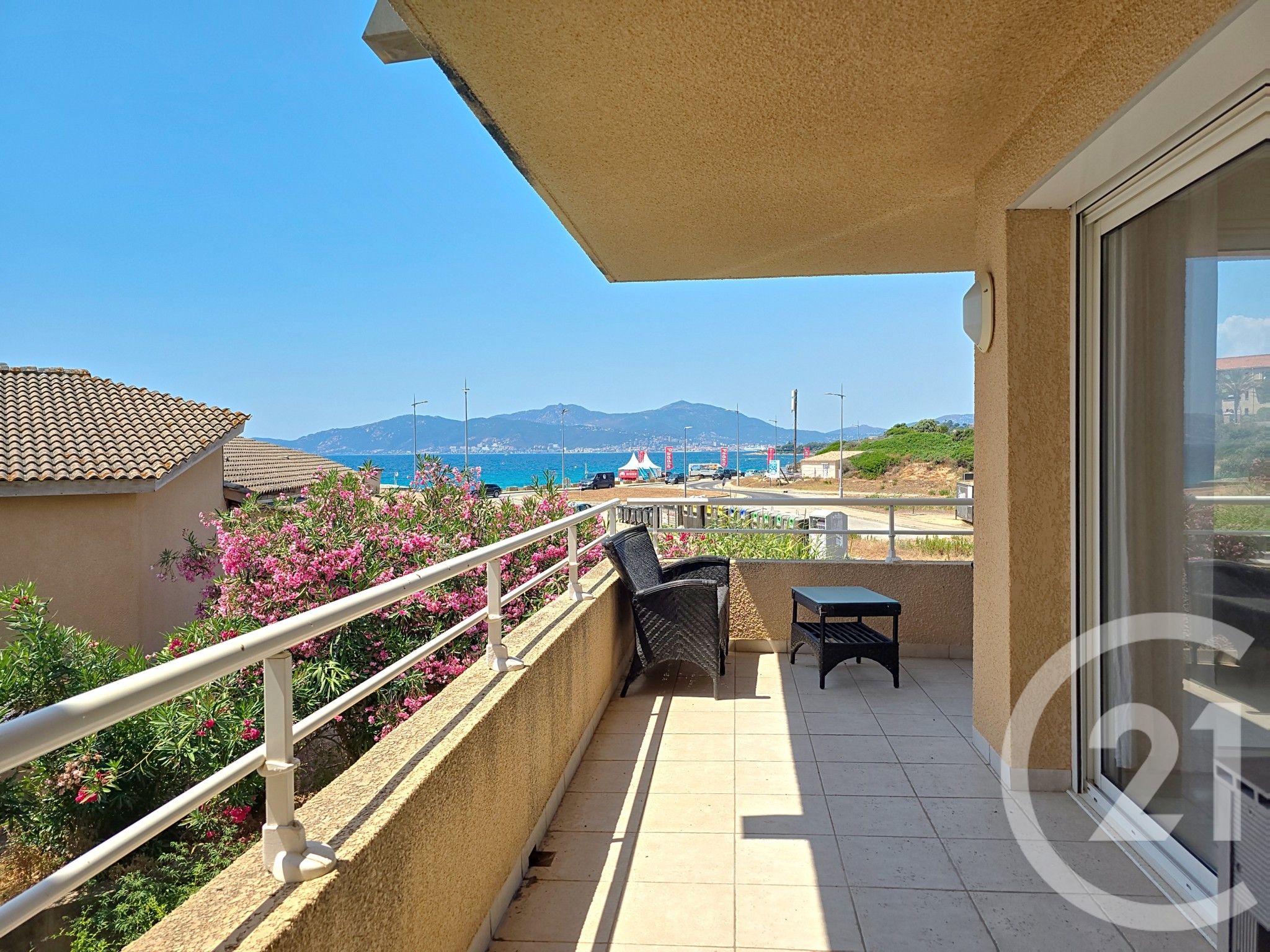 Appartement à vendre - 2 pièces - 44 m2 - Albitreccia - 201 - CORSE — 7