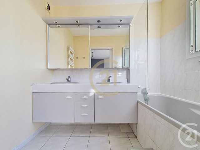 Appartement T5 à vendre - 5 pièces - 107,48 m2 - Lyon - 69004 - RHONE-ALPES