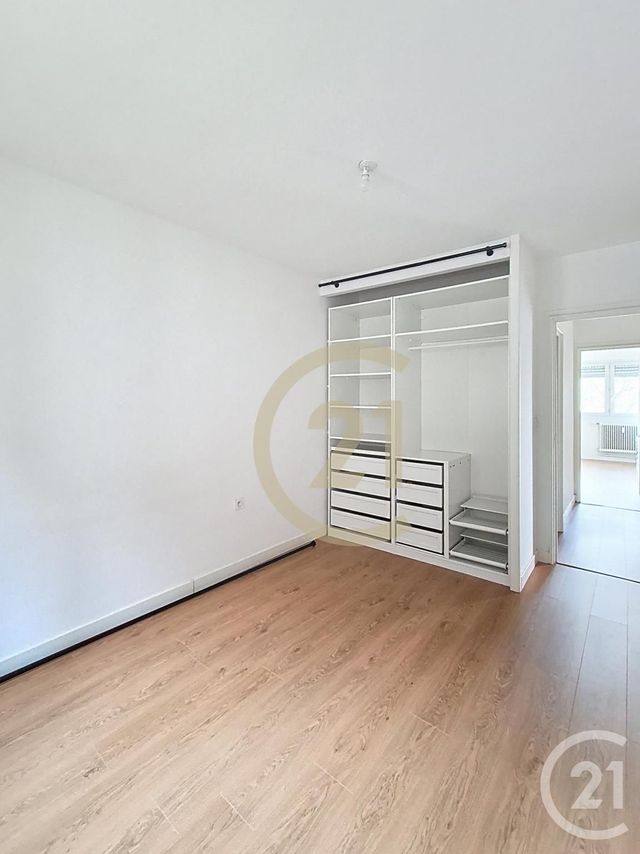 Appartement T4 &agrave; vendre - 4 pi&egrave;ces - 81,75 m2 - Caluire Et Cuire - 69 - RHONE-ALPES