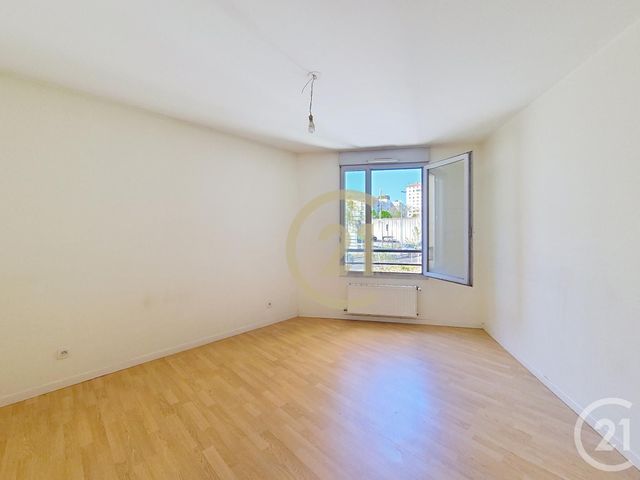 Appartement T3 &agrave; vendre - 3 pi&egrave;ces - 73,03 m2 - Caluire Et Cuire - 69 - RHONE-ALPES