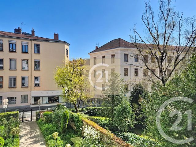 Appartement T3 &agrave; vendre - 3 pi&egrave;ces - 68,22 m2 - Lyon - 69004 - RHONE-ALPES