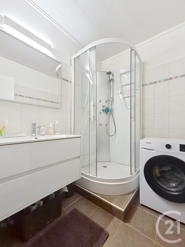 Appartement T4 &agrave; vendre - 4 pi&egrave;ces - 85,22 m2 - Caluire Et Cuire - 69 - RHONE-ALPES
