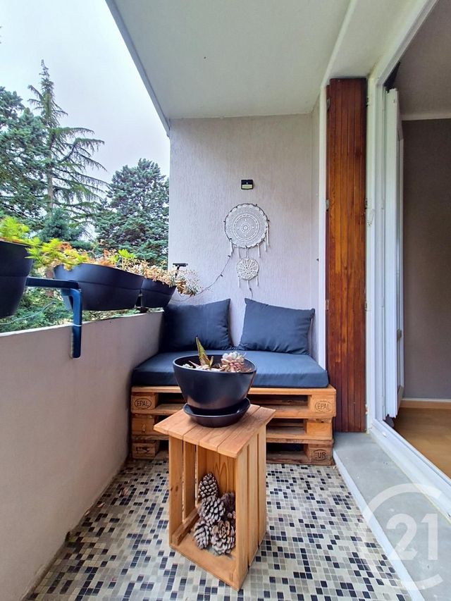 Appartement T4 &agrave; vendre - 4 pi&egrave;ces - 85,22 m2 - Caluire Et Cuire - 69 - RHONE-ALPES