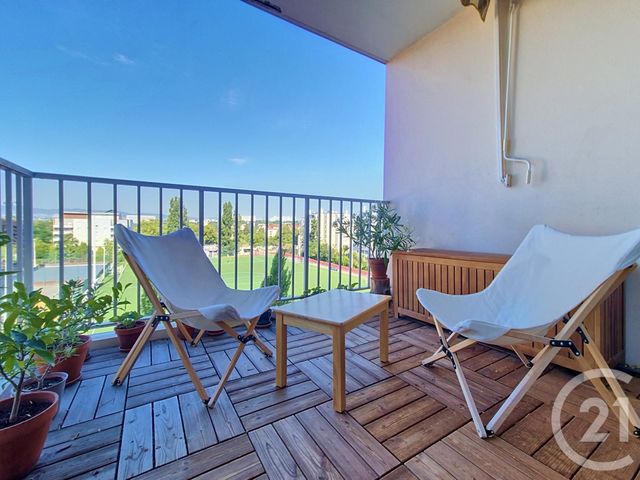 Appartement T3 &agrave; louer - 3 pi&egrave;ces - 81,26 m2 - Lyon - 69004 - RHONE-ALPES