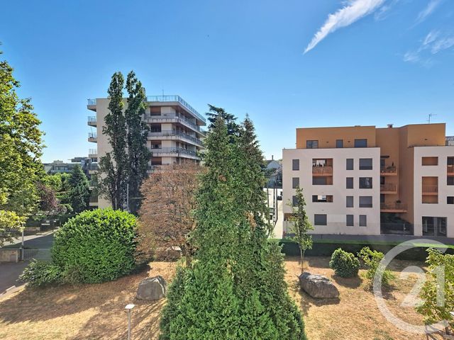 Appartement T3 &agrave; louer - 3 pi&egrave;ces - 81,26 m2 - Lyon - 69004 - RHONE-ALPES