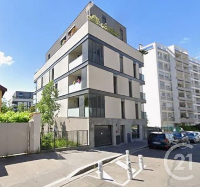 parking - LYON - 69004