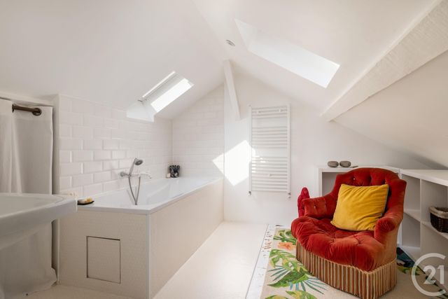 Maison &agrave; louer - 4 pi&egrave;ces - 107,52 m2 - Lyon - 69004 - RHONE-ALPES