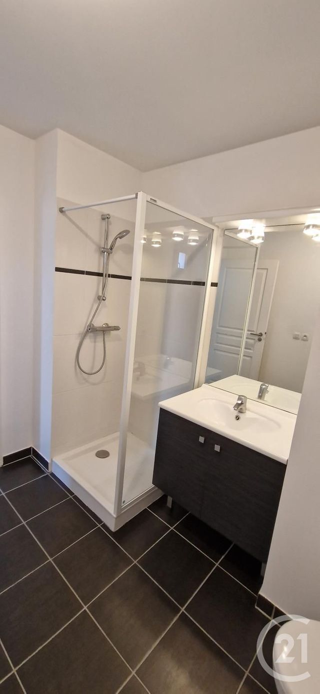 Appartement F1 &agrave; vendre - 1 pi&egrave;ce - 29,10 m2 - Sathonay Camp - 69 - RHONE-ALPES