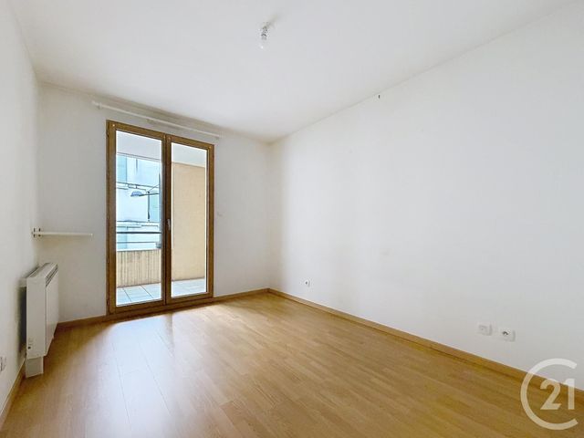 Appartement F4 &agrave; vendre - 4 pi&egrave;ces - 88,81 m2 - Sathonay Camp - 69 - RHONE-ALPES