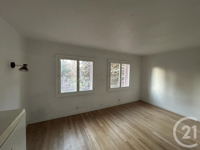 Appartement Studio &agrave; vendre - 1 pi&egrave;ce - 27 m2 - Fontaines Sur Saone - 69 - RHONE-ALPES