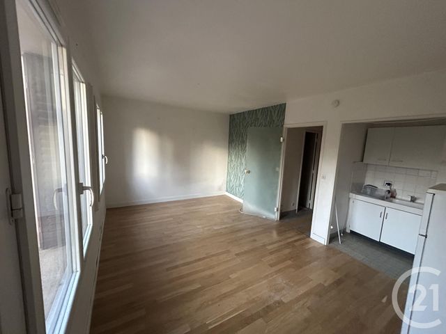 Appartement Studio &agrave; vendre - 1 pi&egrave;ce - 27 m2 - Fontaines Sur Saone - 69 - RHONE-ALPES