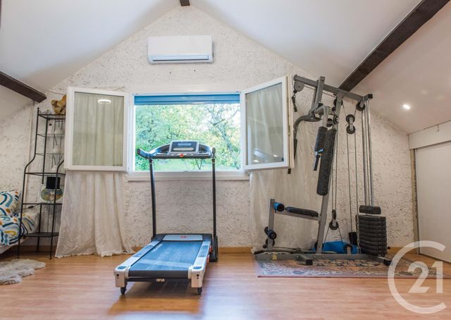 Maison à vendre - 5 pièces - 169,50 m2 - Sathonay Camp - 69 - RHONE-ALPES