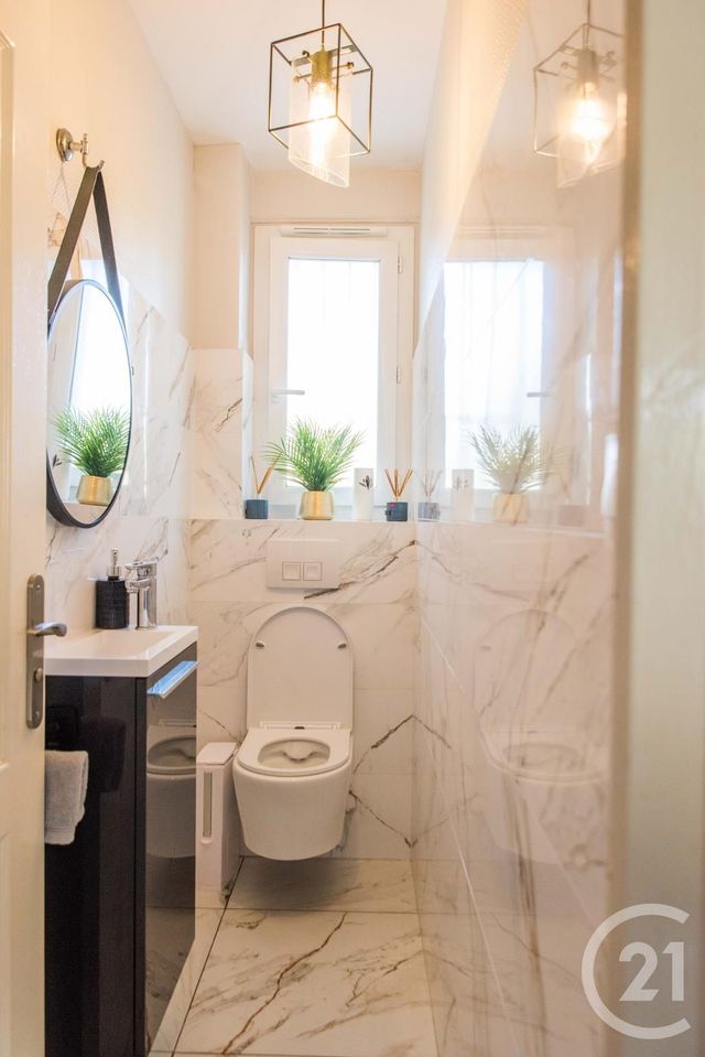 Maison à vendre - 5 pièces - 169,50 m2 - Sathonay Camp - 69 - RHONE-ALPES