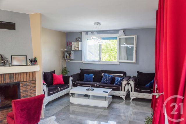 Maison à vendre - 5 pièces - 169,50 m2 - Sathonay Camp - 69 - RHONE-ALPES