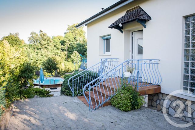 Maison à vendre - 5 pièces - 169,50 m2 - Sathonay Camp - 69 - RHONE-ALPES