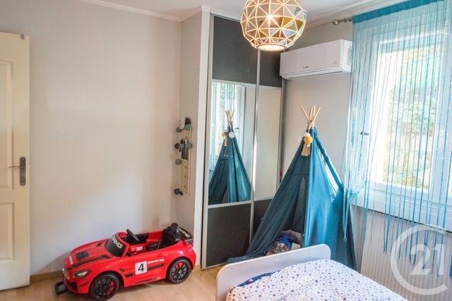 Maison à vendre - 5 pièces - 169,50 m2 - Sathonay Camp - 69 - RHONE-ALPES